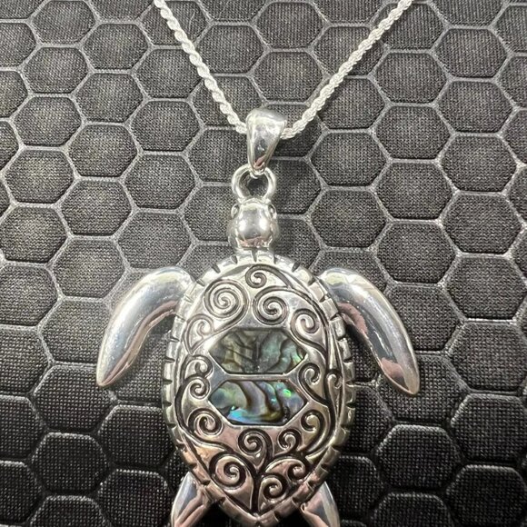 Turtle Necklace 15 with Green Abalone Stones 18K White Gold Plated - Picture 1 of 1